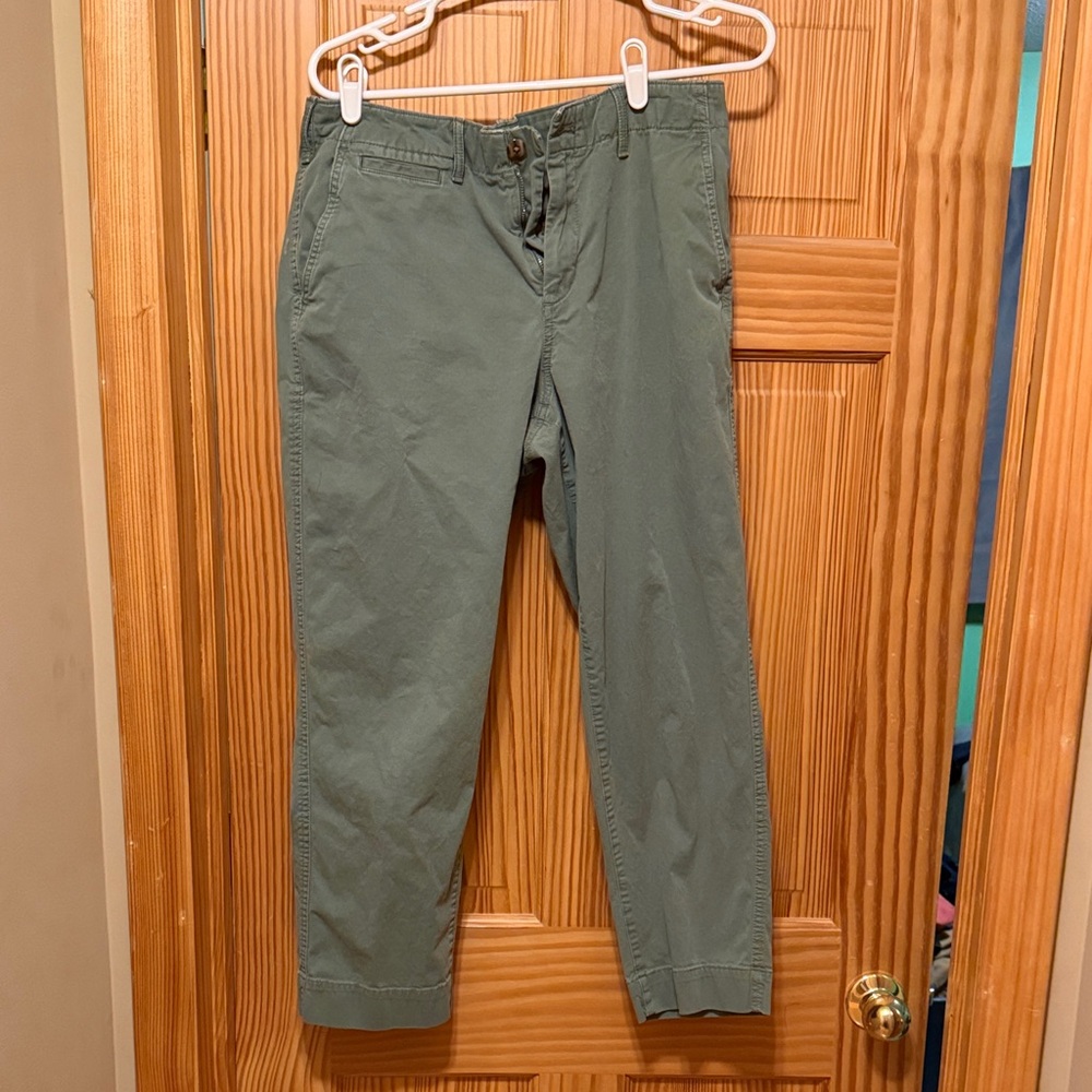 Gap, women’s khaki straight fit pants, army green, size 12